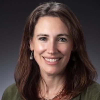 Elizabeth Belding headshot