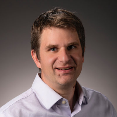Tobias Höllerer headshot